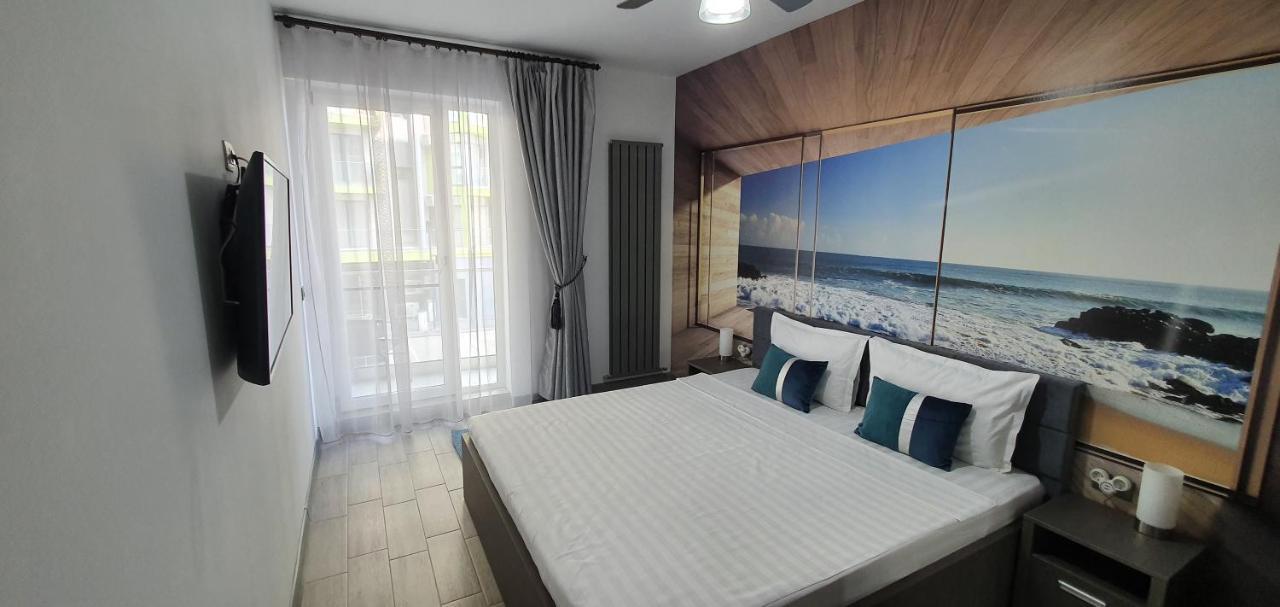 Isabelle Apartament Alezzi Beach Resort Mamaia Nord Navodari Exterior photo